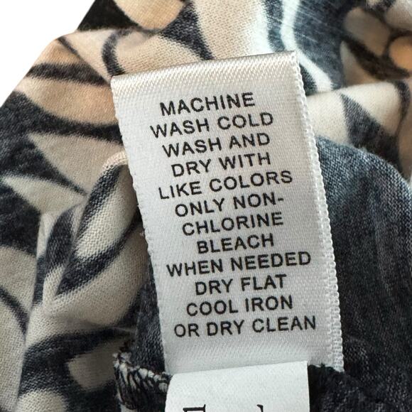 Banana Republic Silk Blend Wrap Dress Size SMALL Black Cream Floral V Neck - Picture 9 of 10